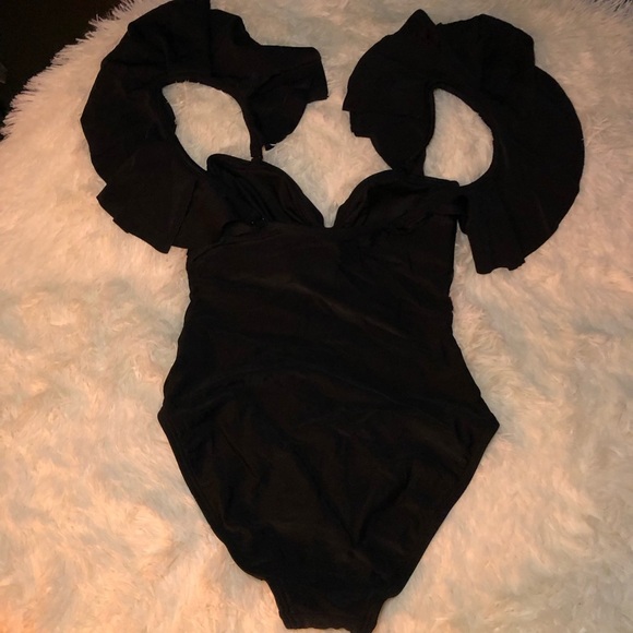 VENUS Black Ruffled One Piece Swimsuit size 4 - Picture 10 of 14